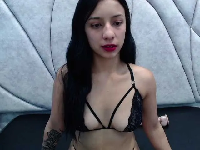 Live sex webcam photo for StefannySweet #290629954