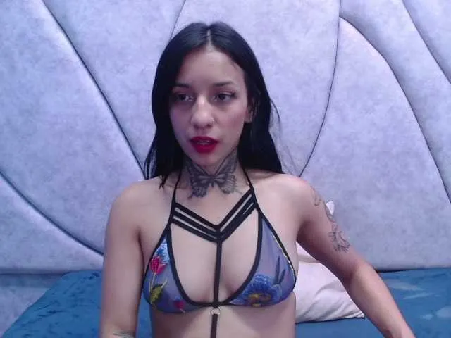 Live sex webcam photo for StefannySweet #291243477