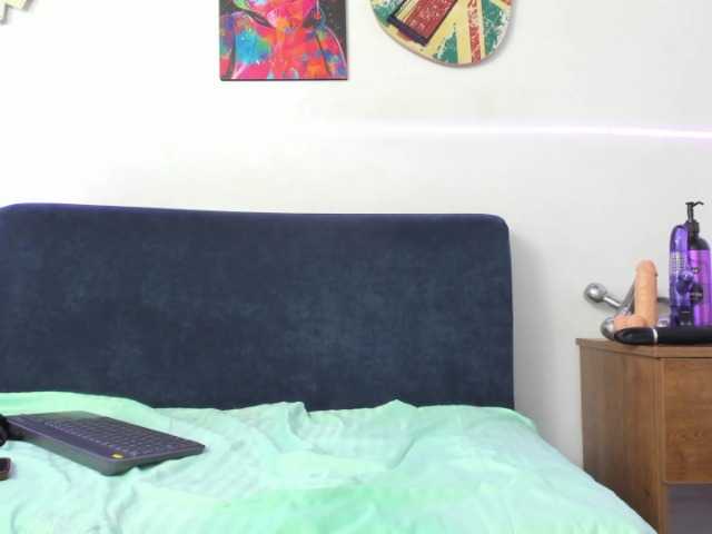 Live sex webcam photo for Stefany-White #272537249