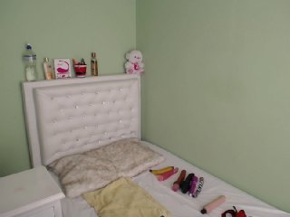 Live sex webcam photo for StefanyMilf #156476913