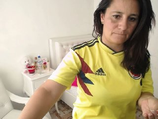 Live sex webcam photo for StefanyMilf #161970248