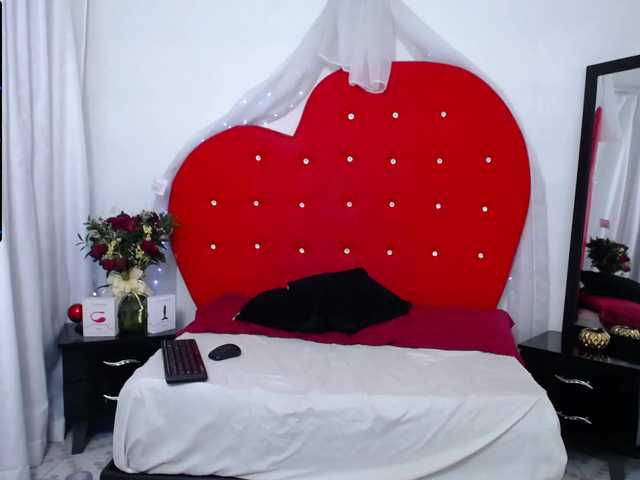 Live sex webcam photo for StefanyMilf #273320823