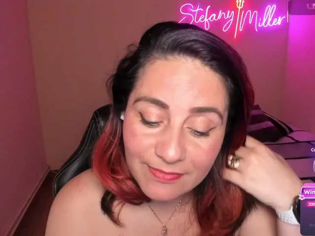 Live sex webcam photo for StefanyMilf #290685404