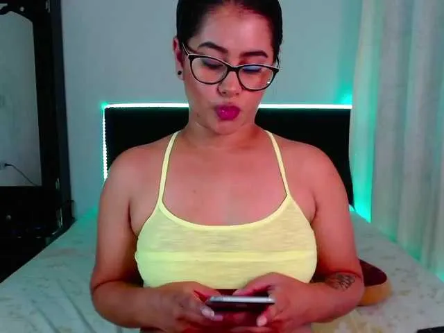 Live sex webcam photo for SteffanyRedx #272889048