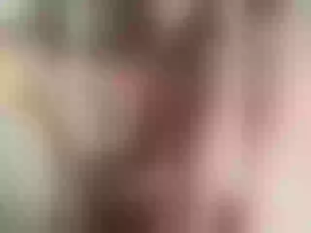 Live sex webcam photo for Stella888 #276799451