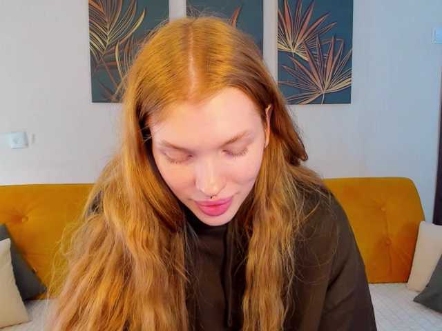 Live sex webcam photo for StellaBrown #276260881