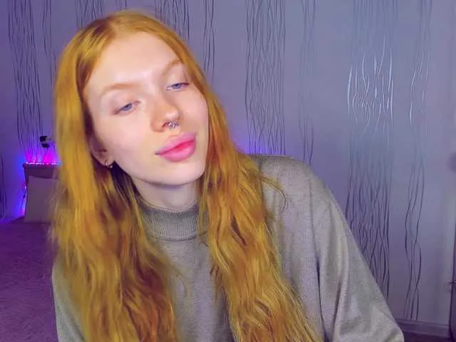 Live sex webcam photo for StellaBrown #276439563