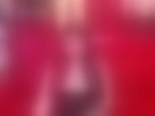 Live sex webcam photo for StellaGun13 #292851625