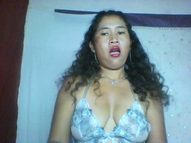 Live sex webcam photo for Stellah-02 #276160355