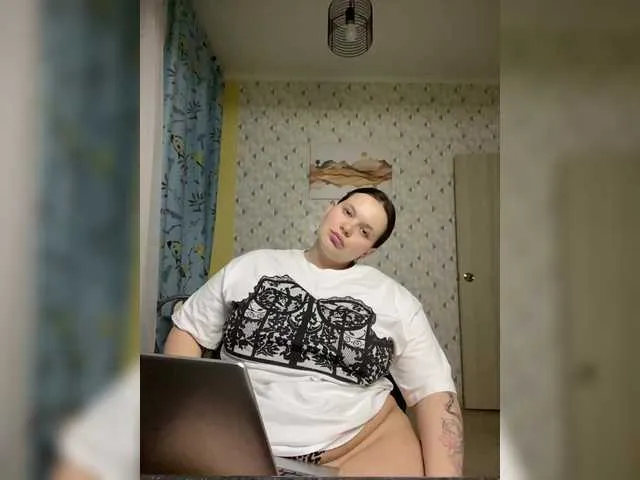 Live sex webcam photo for Stellai #291067276