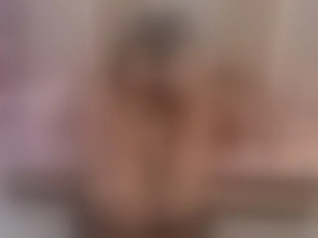 Live sex webcam photo for StephanySummer #292499557