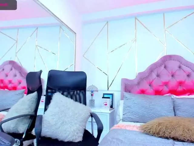Live sex webcam photo for SterRicch #273532811