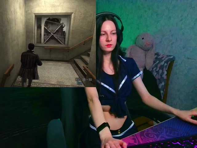 Live sex webcam photo for Steshanya #290774585