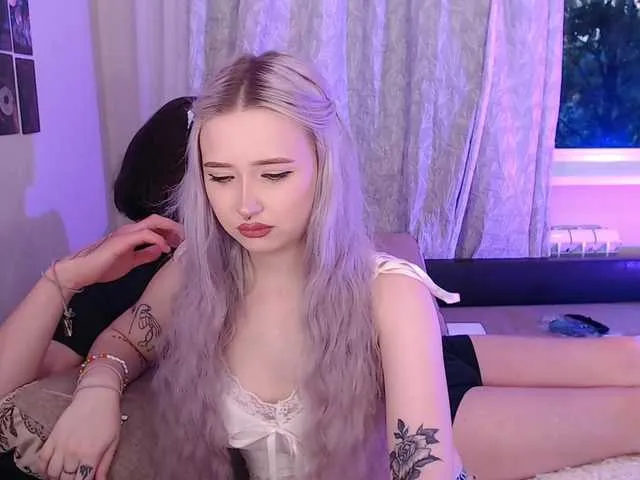 Live sex webcam photo for SteveandLia #274282762