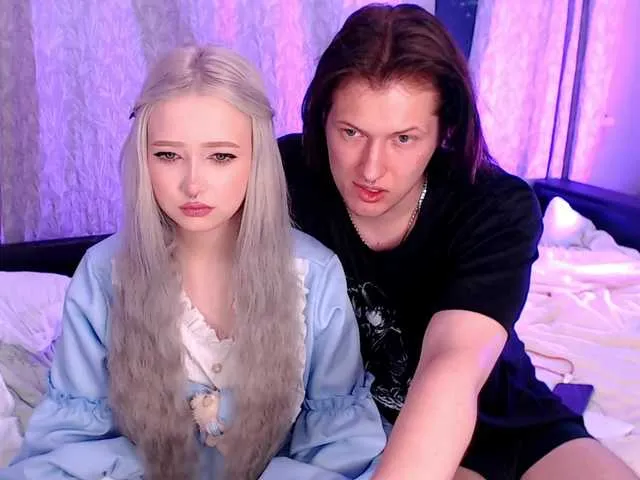 Live sex webcam photo for SteveandLia #274366651