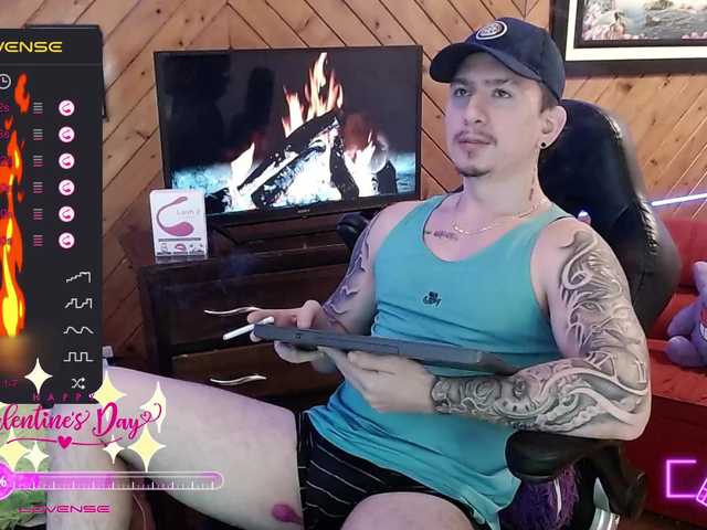 Live sex webcam photo for Steven-tyler #277267894