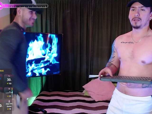 Live sex webcam photo for Steven-tyler #291195269