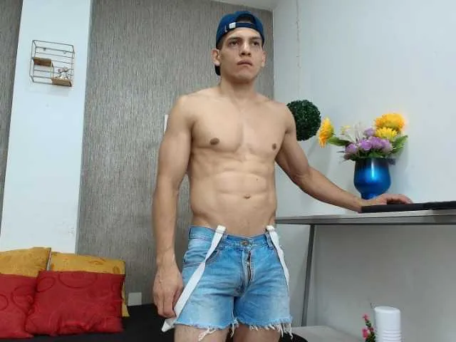 Live sex webcam photo for Stevenh #290458359