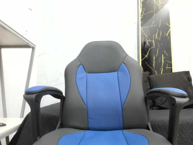 Live sex webcam photo for Stevenh #291797288