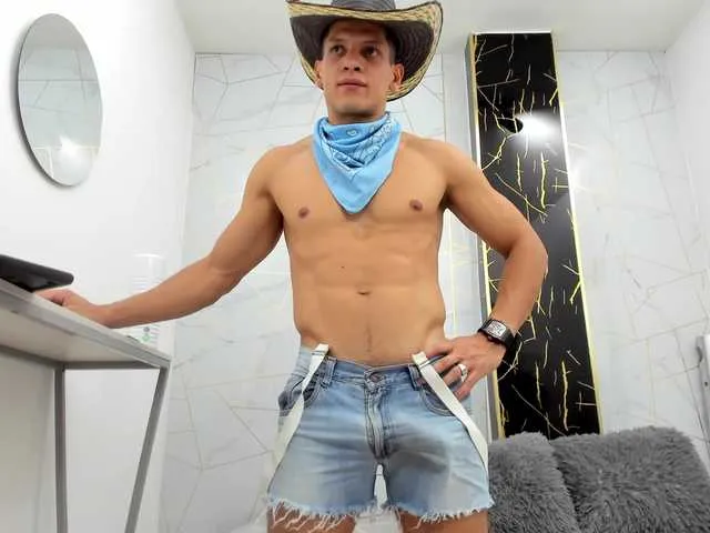 Live sex webcam photo for Stevenh #291932872