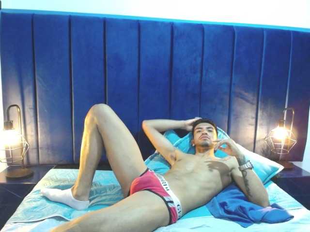 Live sex webcam photo for Stiphen-Herrera #276425915