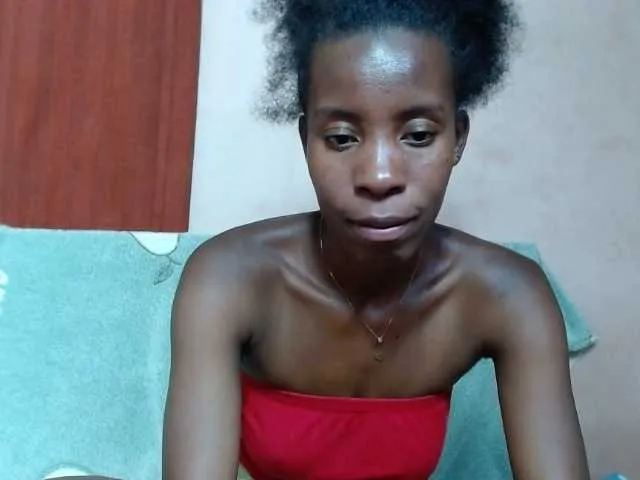 Live sex webcam photo for StivanahScot #292323012