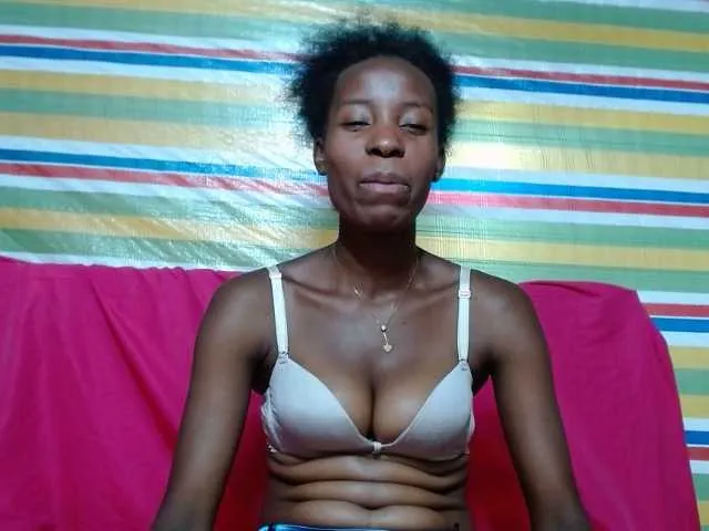 Live sex webcam photo for StivanahScot #292336674