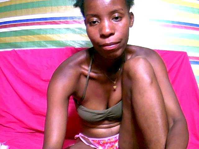 Live sex webcam photo for StivanahScot #292410121