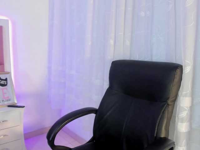 Live sex webcam photo for Stormihills #290484049