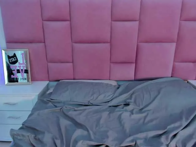 Live sex webcam photo for Stormihills #291216275