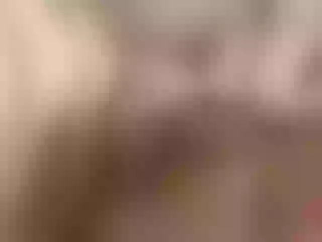Live sex webcam photo for Strawberry-1 #277422256