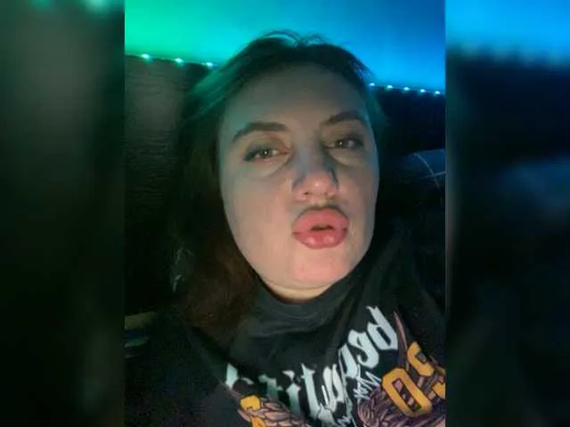Live sex webcam photo for Strawberry-1 #277720797
