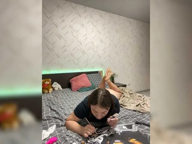 Live sex webcam photo for Strawberry-1 #277738981