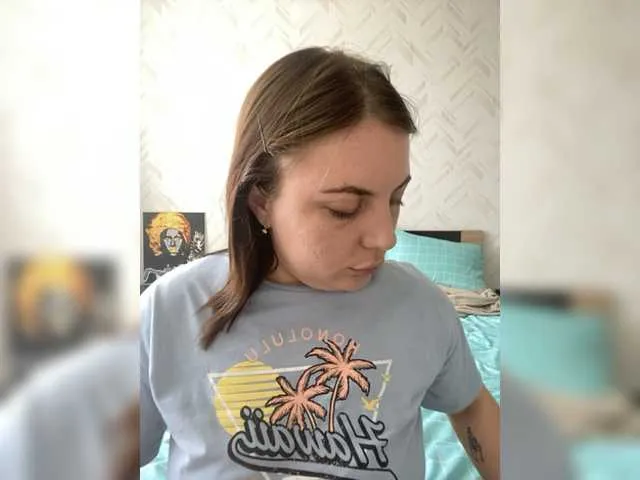 Live sex webcam photo for Strawberry-1 #277824584