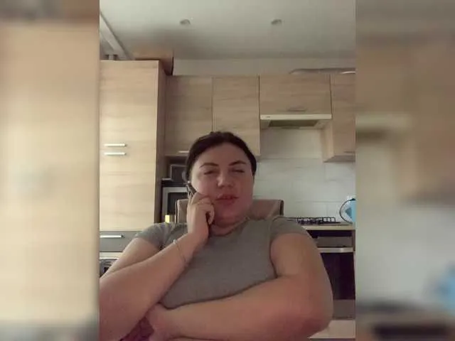 Live sex webcam photo for Strawberry-1 #290167084