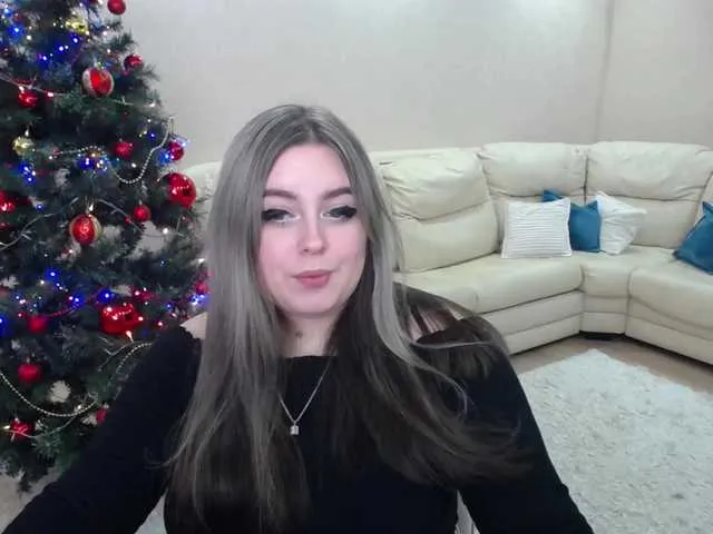 Live sex webcam photo for StrawberryeLove #276893548