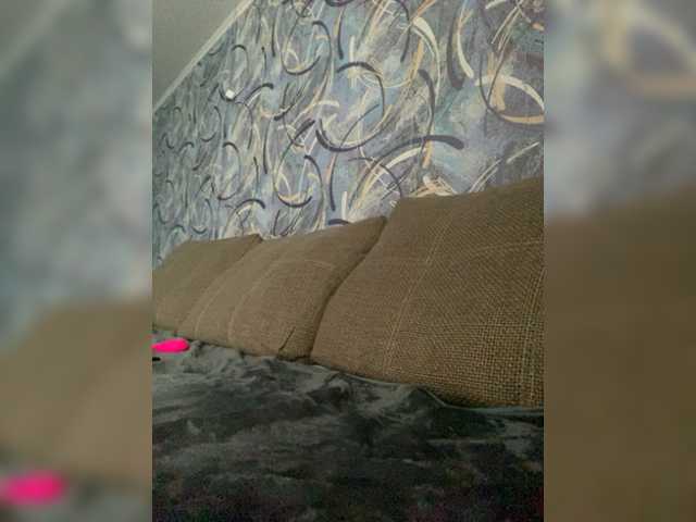 Live sex webcam photo for Stripperella1 #276906805