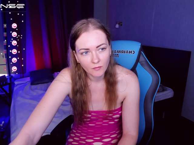 Live sex webcam photo for StrippingLady #275665110