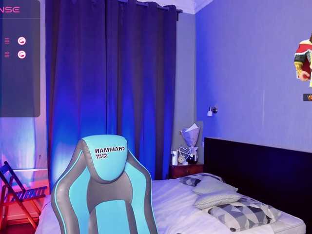 Live sex webcam photo for StrippingLady #276194426