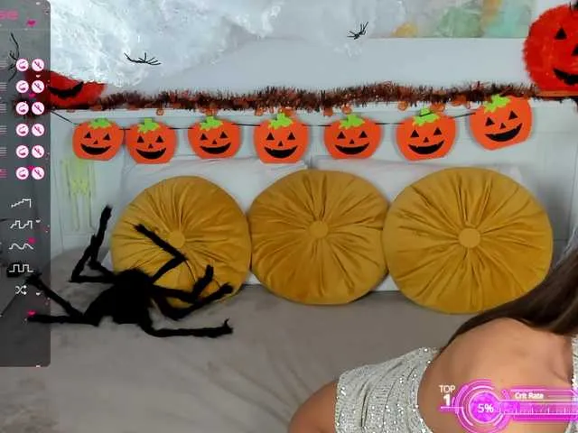 Live sex webcam photo for SuaveGia #276501812