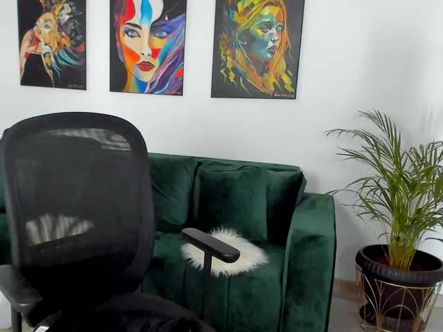 Live sex webcam photo for SuaveGia #291424989