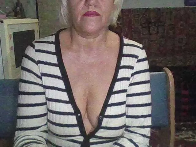 Live sex webcam photo for Success100 #294203090