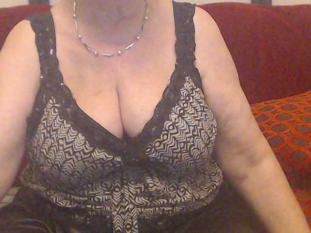 Live sex webcam photo for SugarBoobs #273526675