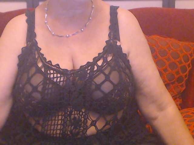 Live sex webcam photo for SugarBoobs #275842902