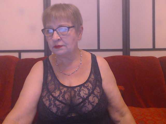 Live sex webcam photo for SugarBoobs #276304236