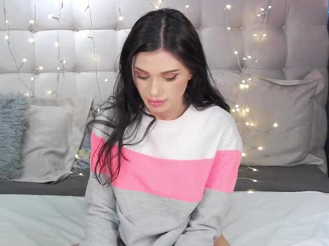 Live sex webcam photo for SugarDolly #271852182