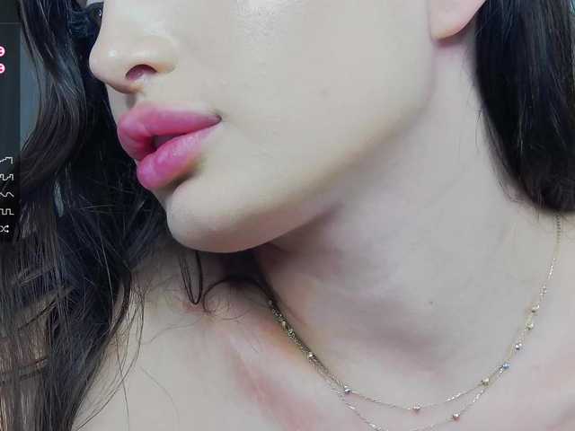 Live sex webcam photo for SugarDolly #276258404