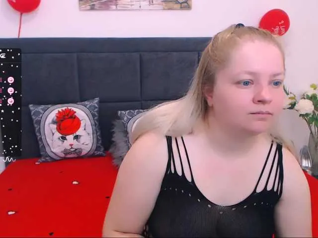 Live sex webcam photo for SugarOlivia #277649071