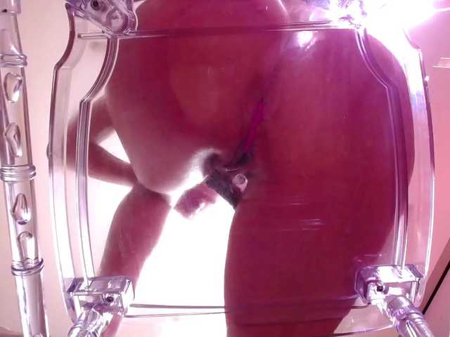 Live sex webcam photo for SukiMinxx #277253335