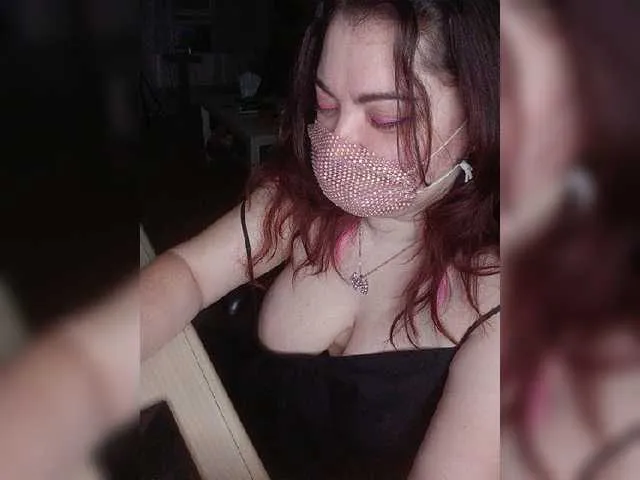 Live sex webcam photo for SummerKat #277382986